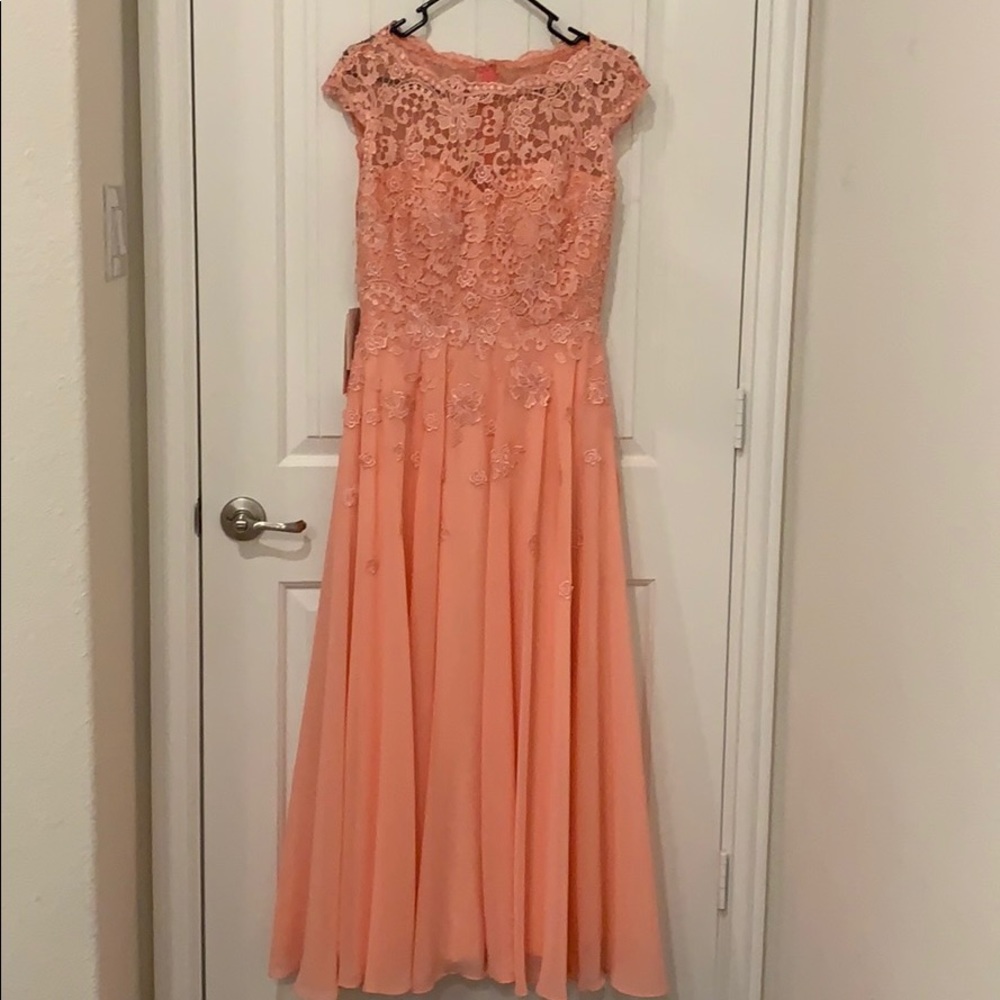 Bateau cap Long Dress With Appliques And Pleats